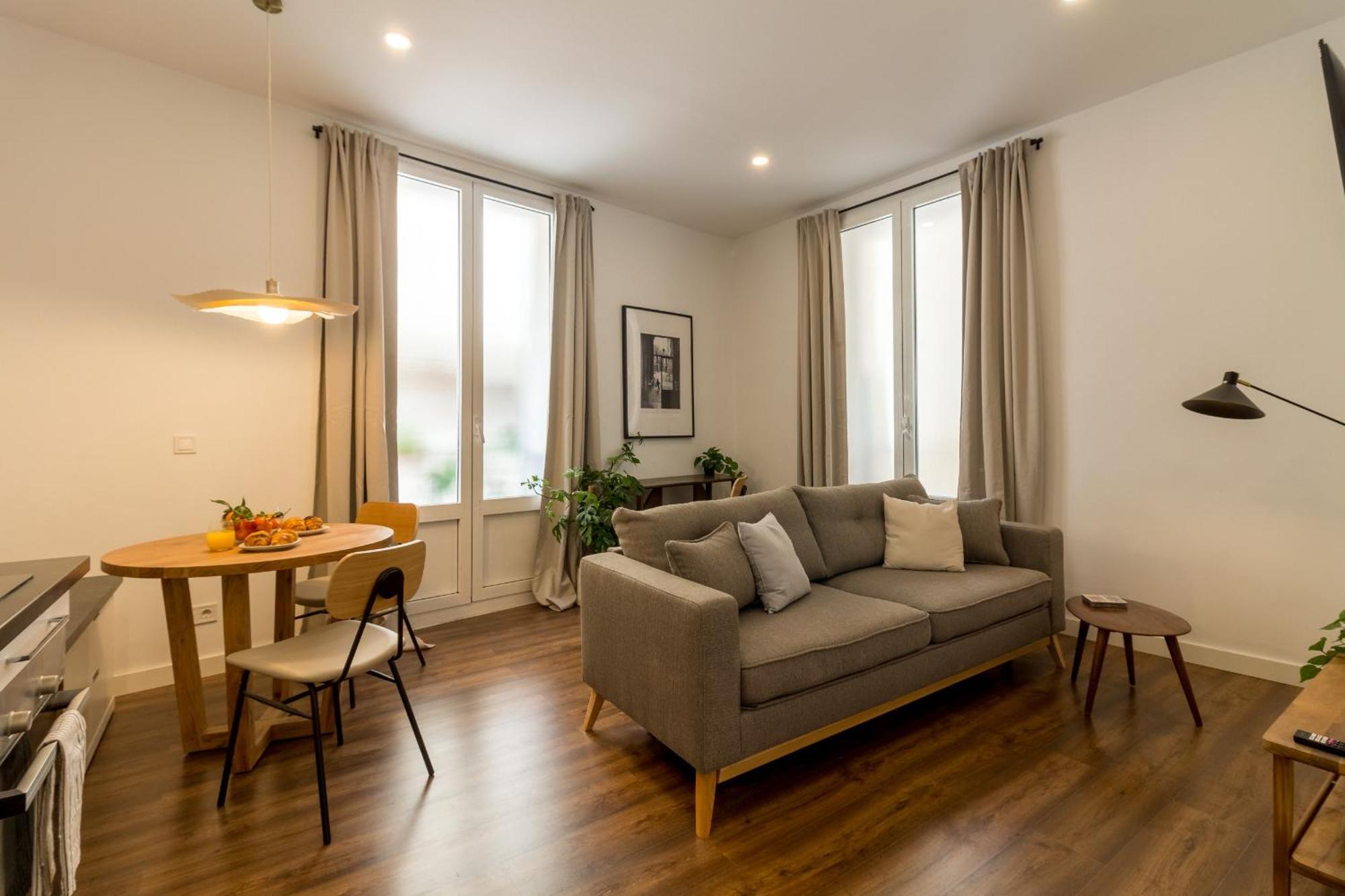 Comfy Stay Barcelona Cathedral Exterior photo