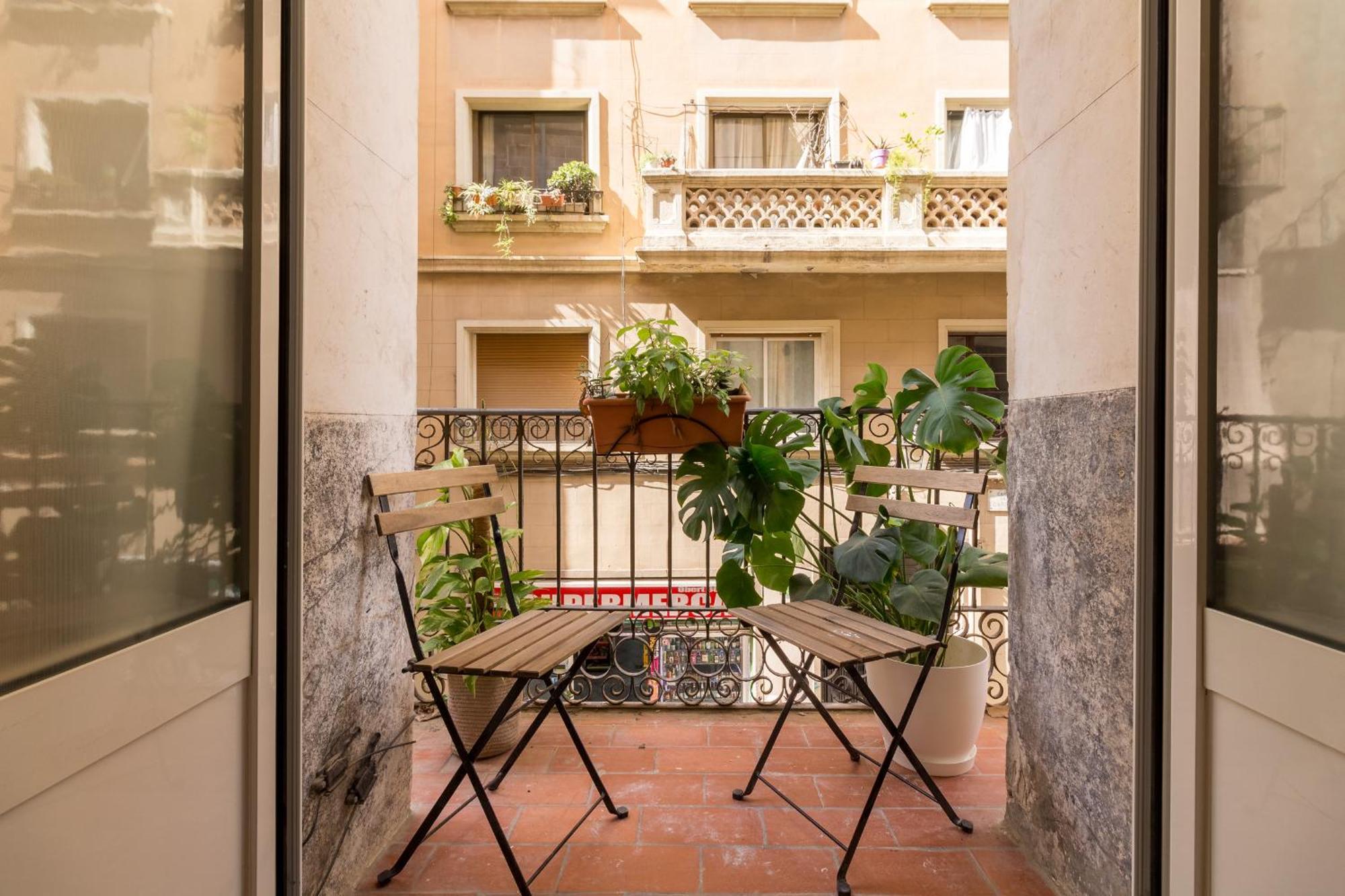 Comfy Stay Barcelona Cathedral Exterior photo